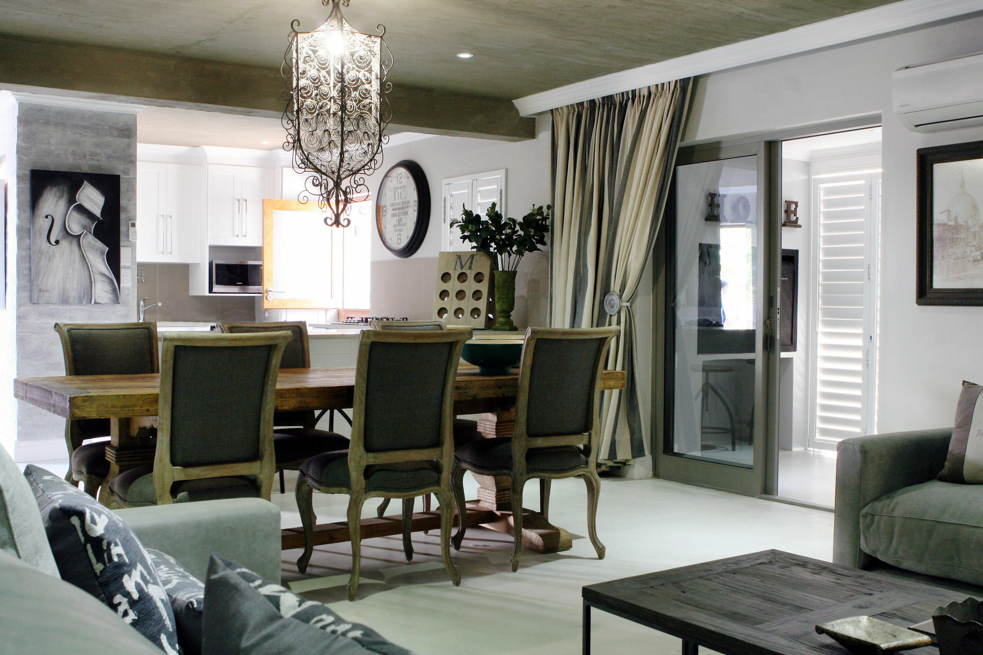 Avemore Lagratitude No6 - With Full Backup Power Stellenbosch